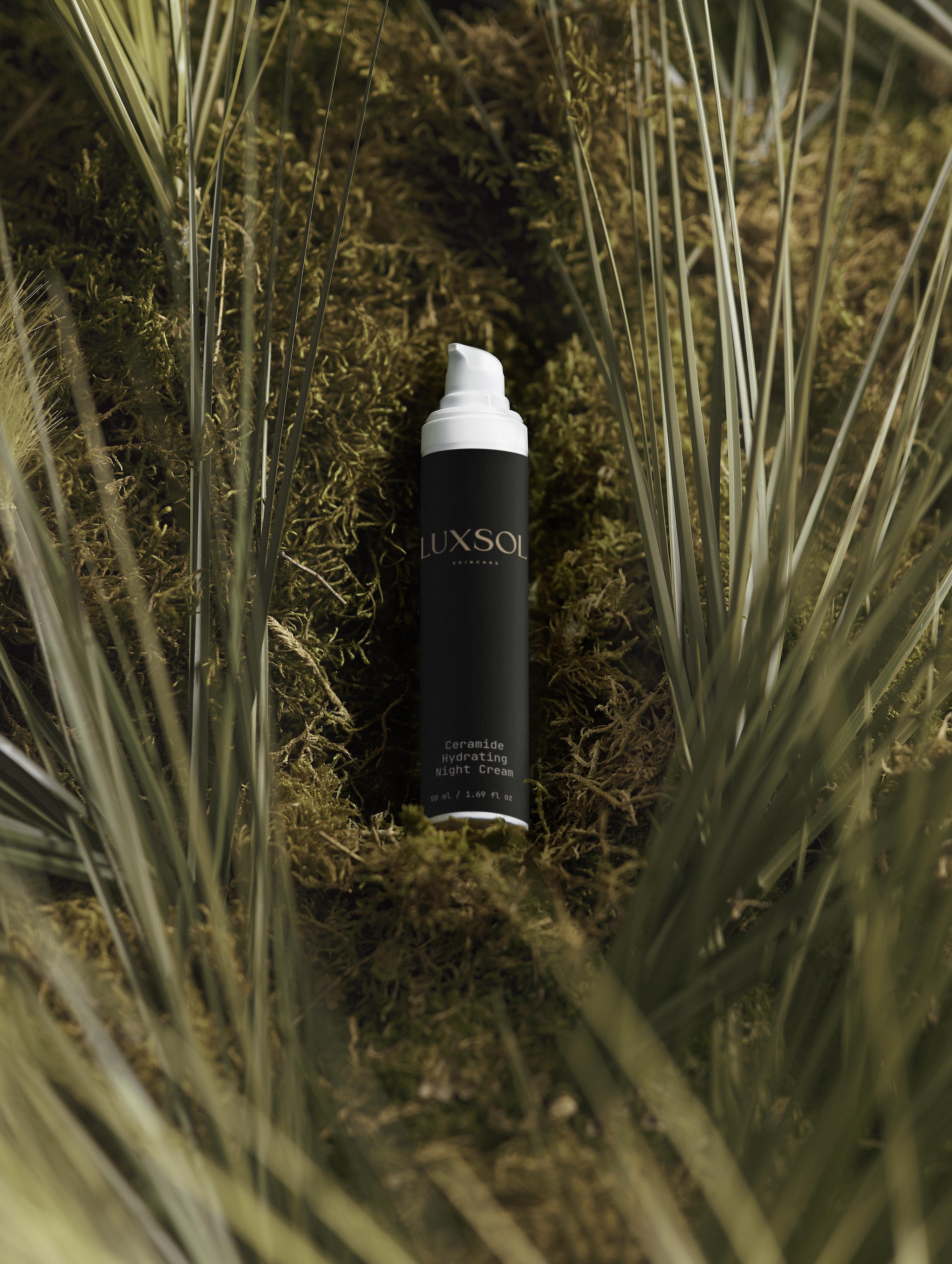 Mitrinošs nakts krēms ar keramīdiem